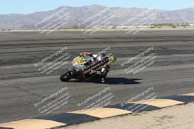 media/Jan-16-2026-CVMA Friday Practice (Fri) [[6f2bf47531]]/5-Racer 4-Trackday1/Session 2 (Bowl)/